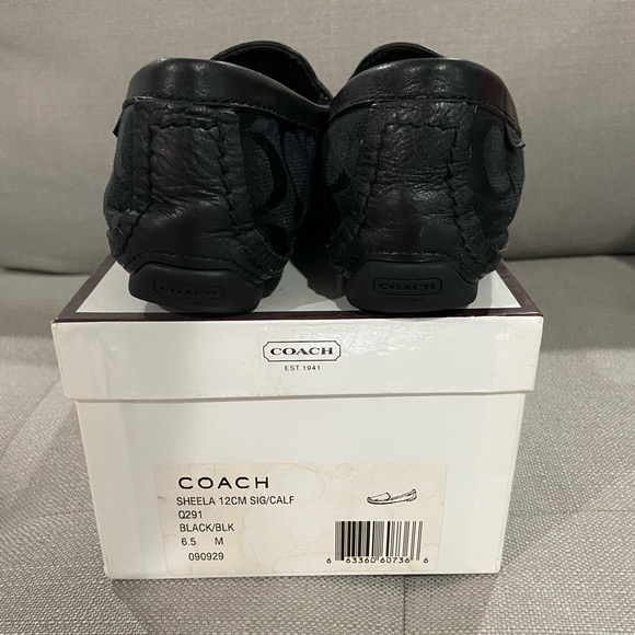 COACH Blk Signature Moccasins Sz. 6.5 - Picture 2 of 5